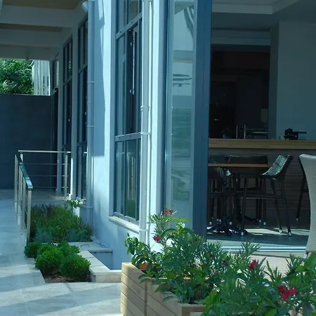 Begonville - Adult Only 3*