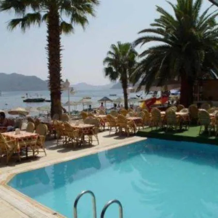 贝格维尔海滩酒店 - 仅限成人