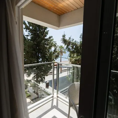 מלון Begonville - Adult Only 3*