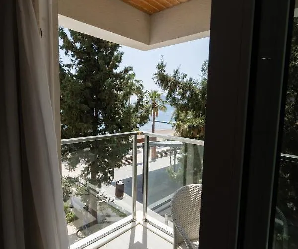 Hotel Begonville - Adult Only 3*